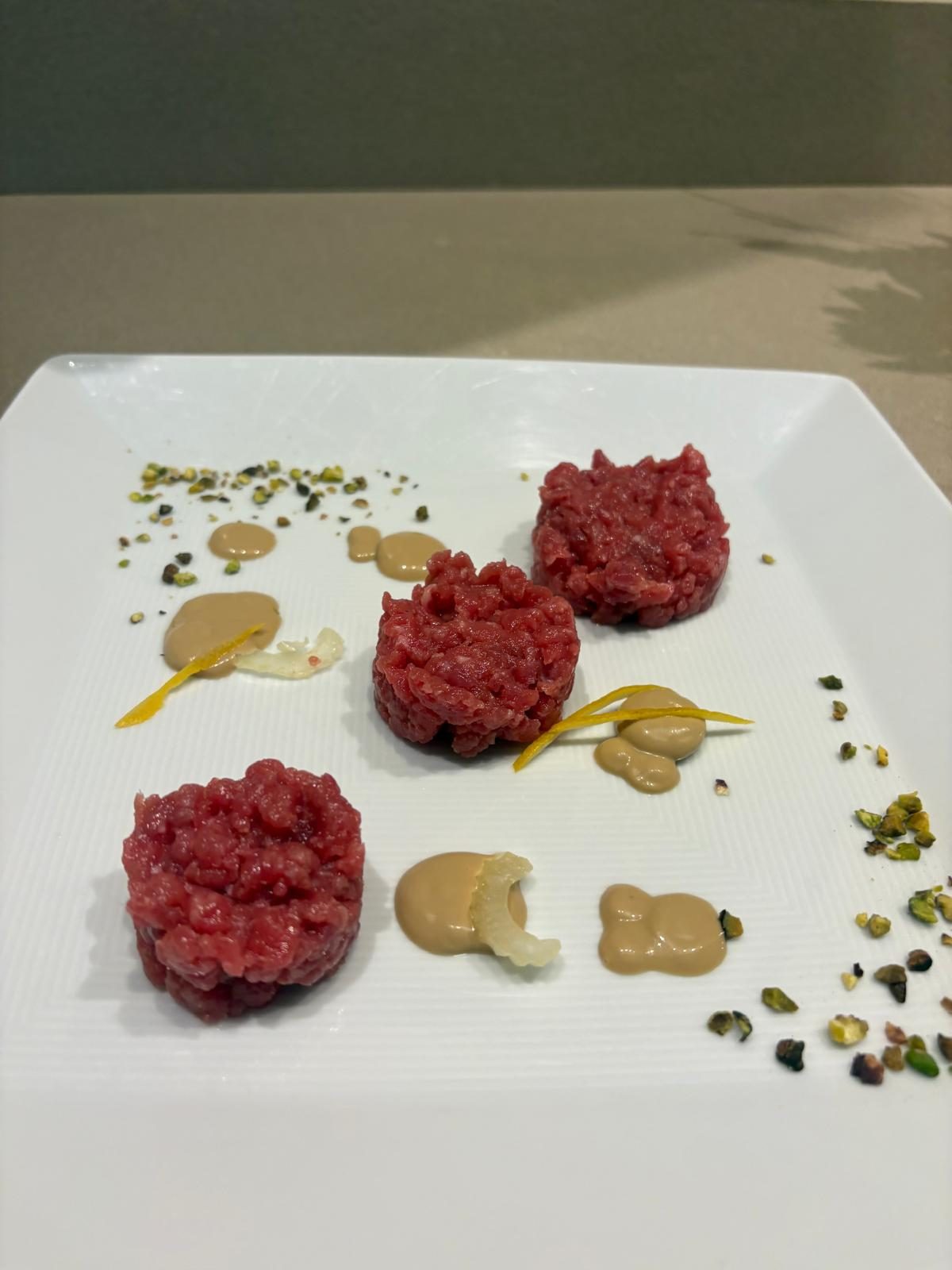 Battuta di Fassona Piemontese con pistacchi